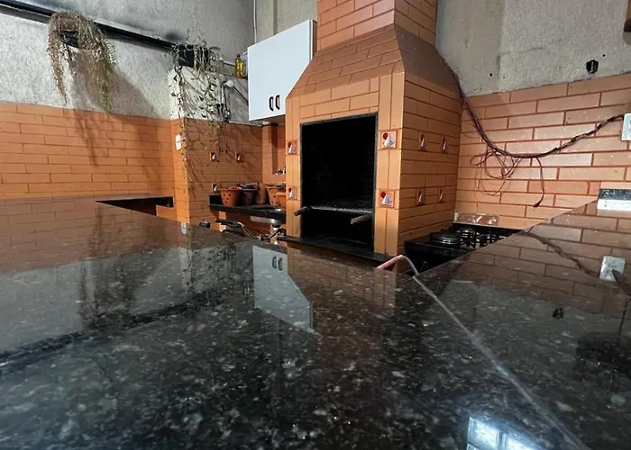 Casa Com Churrasqueira Mr2