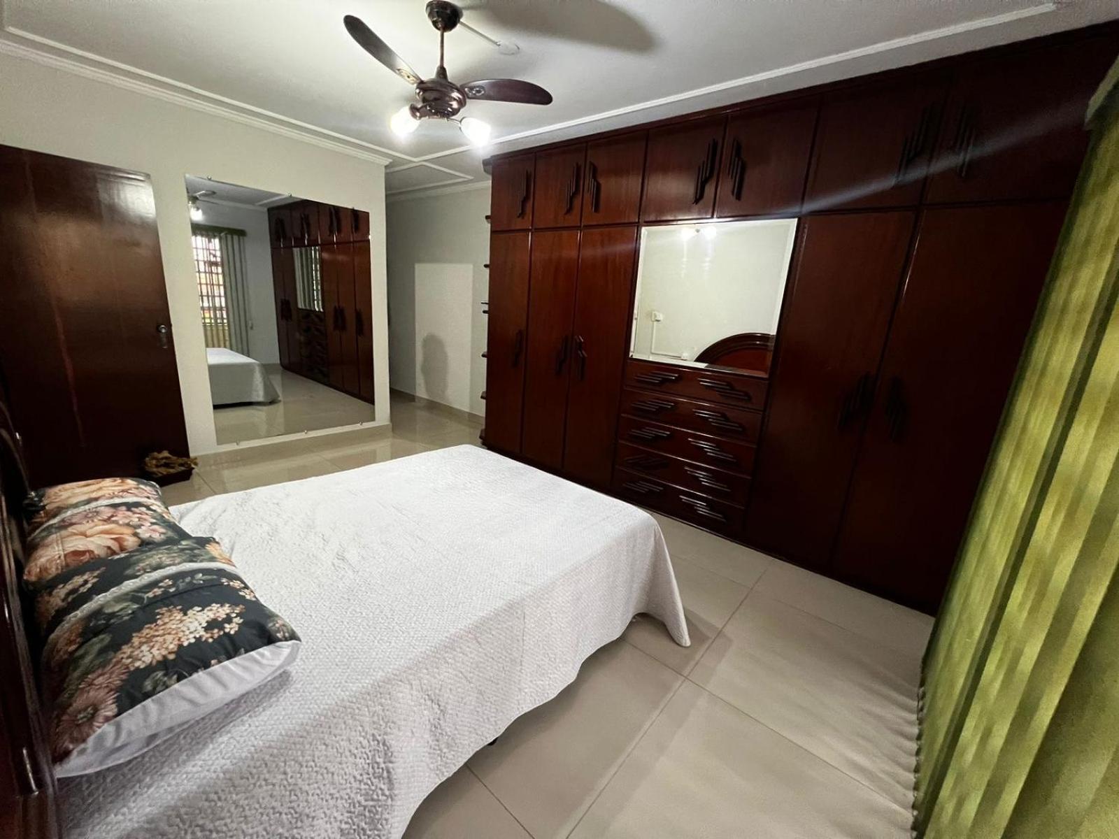 Casa Com Churrasqueira Mr2 Villa *
